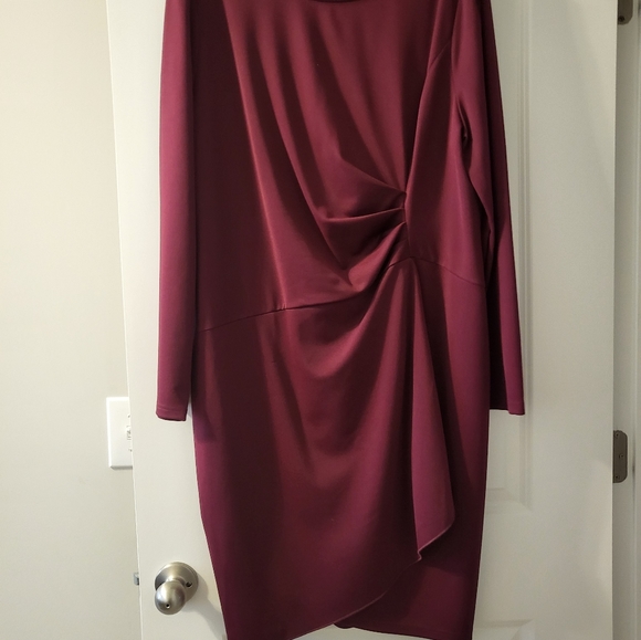 Kate Kasin Feminine Ruffled Ruched Sheath Dress - Picture 4 of 5